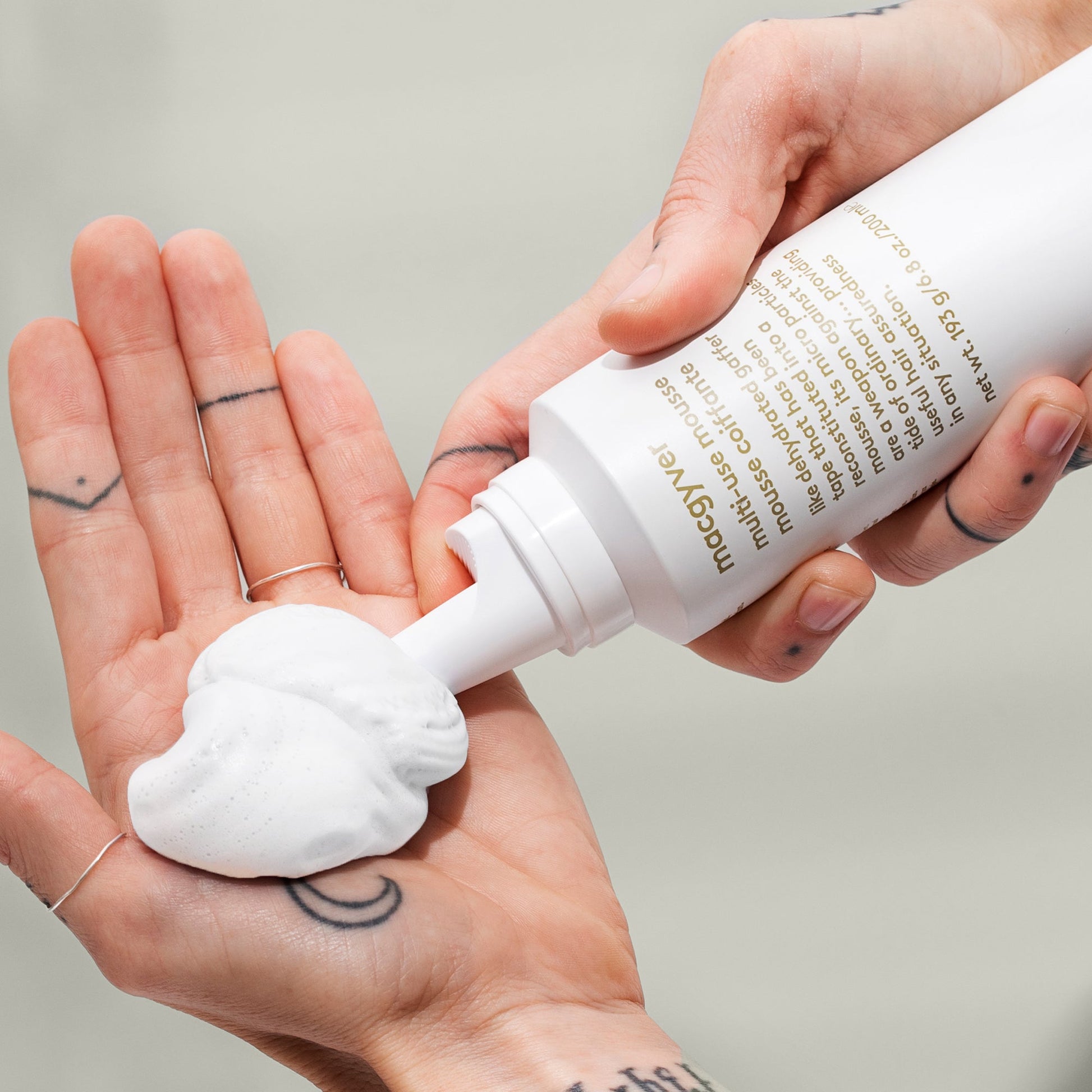 Evo Macgyver Multi-Use Mousse 200ml - Image 2